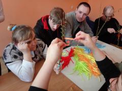 Братчики Покровского собора приготовили вербы и пообщались с "особенной" молодежью