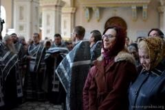 Архиепископ Артемий совершил вечерню с чином выноса плащаницы в кафедральном соборе Гродно