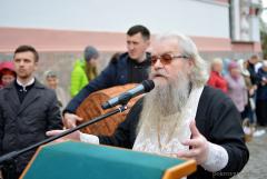 Великая суббота в Покровском соборе: литургия, акция "Велікодная брама" и освящение куличей (фото)