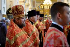 Архиепископ Артемий возглавил Пасхальную вечерню в кафедральном соборе города Гродно