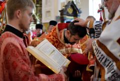 Архиепископ Артемий возглавил Пасхальную вечерню в кафедральном соборе города Гродно