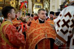 Архиепископ Артемий возглавил Пасхальную вечерню в кафедральном соборе города Гродно