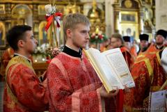 Архиепископ Артемий возглавил Пасхальную вечерню в кафедральном соборе города Гродно