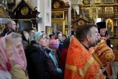 Архиепископ Артемий возглавил Пасхальную вечерню в кафедральном соборе города Гродно