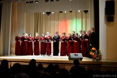 Духовенство и хор Покровского собора приняли участие в благотворительной акции "Пасхальная радуга"