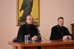 В Покровском соборе с лекциями для духовенства епархии выступили протоиерей Георгий Соколов и протодиакон Павел Бубнов