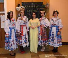 Конкурс «Пасхальная радуга» завершился праздничным концертом с участием приходских хоров и народных ансамблей