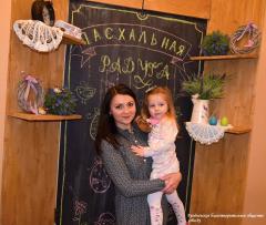 Конкурс «Пасхальная радуга» завершился праздничным концертом с участием приходских хоров и народных ансамблей