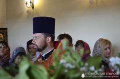 Архиепископ Артемий совершил литургию в храме святой праведной Софии деревни Коробчицы