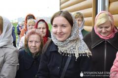 Архиепископ Артемий совершил литургию в малом храме Виленских мучеников прихода микрорайона Ольшанка