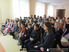 Священник встретился с учениками школы агрогородка Большие Эйсмонты