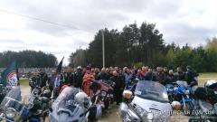 Священник благословил открытие мотосезона в городе Мосты