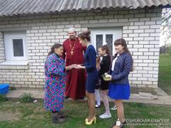 Учащиеся воскресной школы агрогородка Обухово поздравили ветеранов