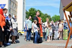 "Свеча памяти" и молебен о защите жизни: у Покровского собора продолжается пролайф-марафон