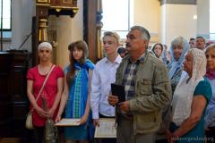 У Пакроўскім саборы выпускнікі катэхізічных курсаў і іканапіснай студыі атрымалі сертыфікаты аб аканчэнні адукацыі