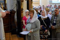 У Пакроўскім саборы выпускнікі катэхізічных курсаў і іканапіснай студыі атрымалі сертыфікаты аб аканчэнні адукацыі