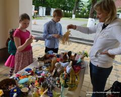 Благотворительная ярмарка в поддержку Артура Савчука состоялась в домовой церкви Святителя Николая Архиерейского Подворья