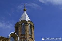 В день Пятидесятницы архиепископ Артемий совершил литургию в храме в честь Святой Троицы поселка Россь