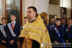 Выпускники посетили Щучинские храмы