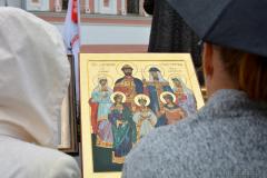 В Международный день детей в Покровском соборе помолились о защите жизни младенцев