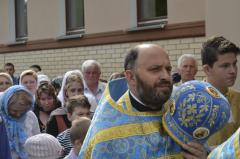 Архиепископ Артемий совершил литургию в храме в честь Коложской иконы Божией Матери