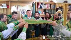 В храме поселка Желудок состоялось соборное богослужение Щучинского благочиния