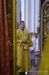 Архиепископ Артемий совершил литургию в кафедральном соборе города Волковыска