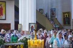 Архиепископ Артемий совершил литургию в кафедральном соборе города Волковыска