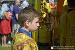 Архиепископ Артемий совершил Божественную литургию на I слете молодежи Волковысского благочиния