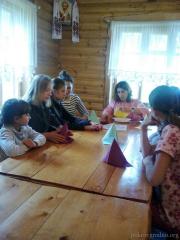 В летней воскресной школе Покровского собора дети отдохнули в три смены