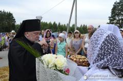 Архиепископ Артемий совершил литургию в храме во имя святого пророка Илии города Мосты