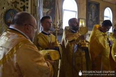 Архиепископ Артемий совершил литургию в храме во имя святого пророка Илии города Мосты