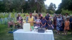 Священник совершил молебен на месте разрушенного храма деревни Пруды