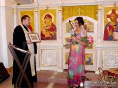 В храме святителя Луки состоялся благотворительный концерт московской певицы и музыканта  Милы Рожковой