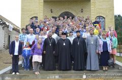 Архиепископ Артемий совершил литургию, за которой молились участники слета молодежи Гродненской епархии