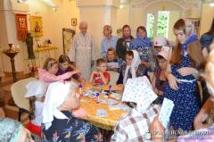 В храме святителя Луки прошла встреча со специалистом по скрапбукингу 