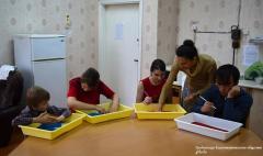 В рамках благотворительной акции «Соберем детей в школу вместе» более двуxсот детей получили помощь