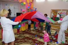 В рамках благотворительной акции «Соберем детей в школу вместе» более двуxсот детей получили помощь