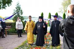 Архиепископ Артемий возглавил торжества по случаю 610-летия храма Архангела Михаила в деревне Сынковичи