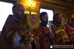 В день памяти преподобномученика Афанасия Брестского архиепископ Артемий совершил литургию в малом храме прихода микрорайона Зарица