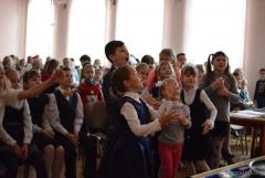 Литургией и праздничной программой начался учебный год в воскресной школе Покровского собора