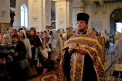 Накануне праздника Воздвижения Креста Господня архиепископ Артемий совершил всенощное бдение в Покровском соборе