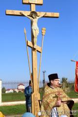 В поселке Зельве установили поклонный крест