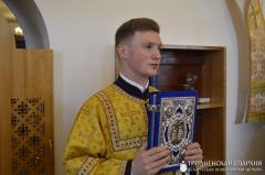 Архиепископ Артемий совершил литургию в нижнем храме прихода Богоявления Господня города Щучин