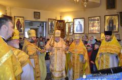 Архиепископ Артемий совершил литургию в храме Святителя Николая Чудотворца города Волковыска