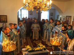 Соборное богослужение в храме Покрова Пресвятой Богородицы города Волковыска