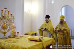 В день памяти новомучеников и исповедников Земли Белорусской архиепископ Артемий совершил литургию в храме города Скидель