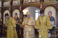 В день памяти новомучеников и исповедников Земли Белорусской архиепископ Артемий совершил литургию в храме города Скидель