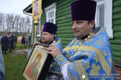 Архиепископ Артемий совершил литургию в храме деревни Поречье