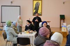 Выставка "З верай у жыццё і людзей" открылась в актовом зале Покровского собора